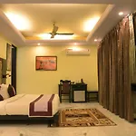 Hotel Sumedha Premium